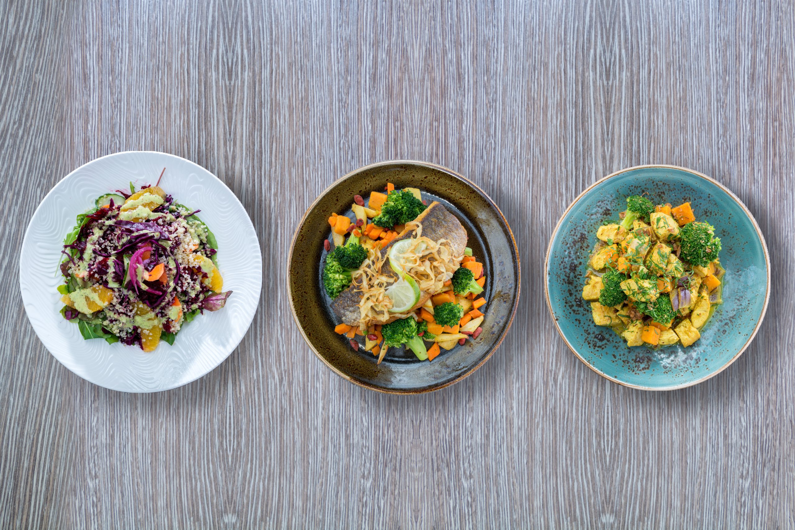 Kolor na talerzu, smak w rytmie dnia: jak jeść świadomie bez schematów